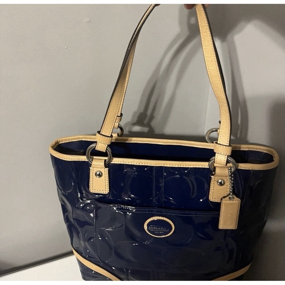 Coach Women’s Peyton Shoulder Purse Navy-Blue/Tan Leather J1261-F22322 - Picture 5 of 12